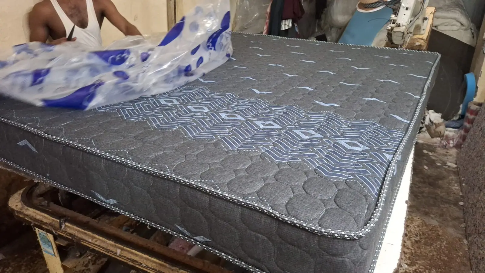 Zeenat Mattress Store